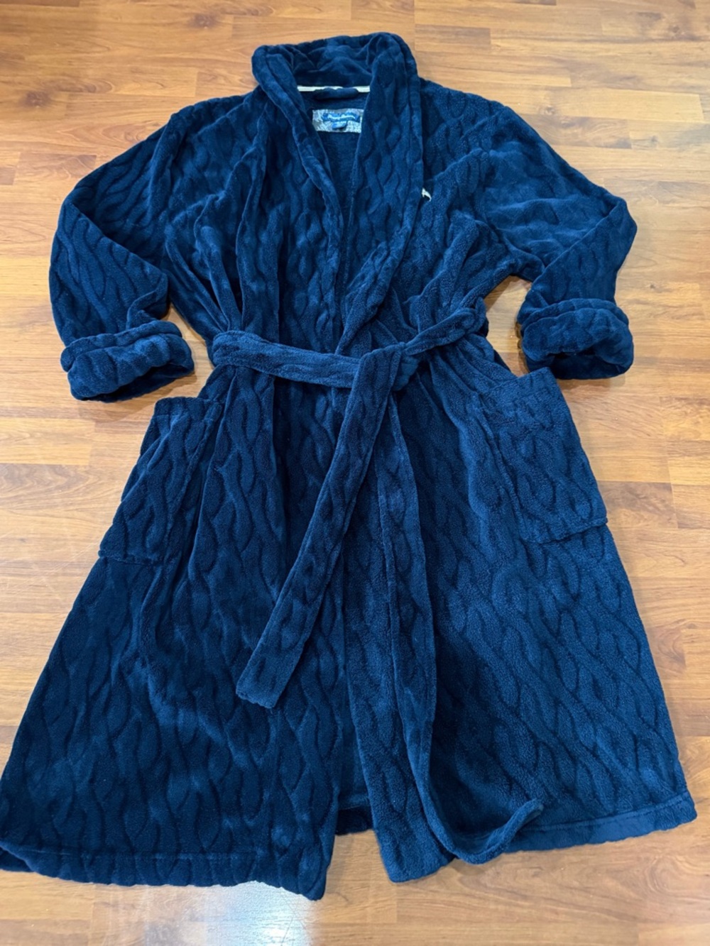 Tommy Bahama Robe Mens L-XL Navy Blue Plush Belted Cuffed Sleeves Marlin Logo